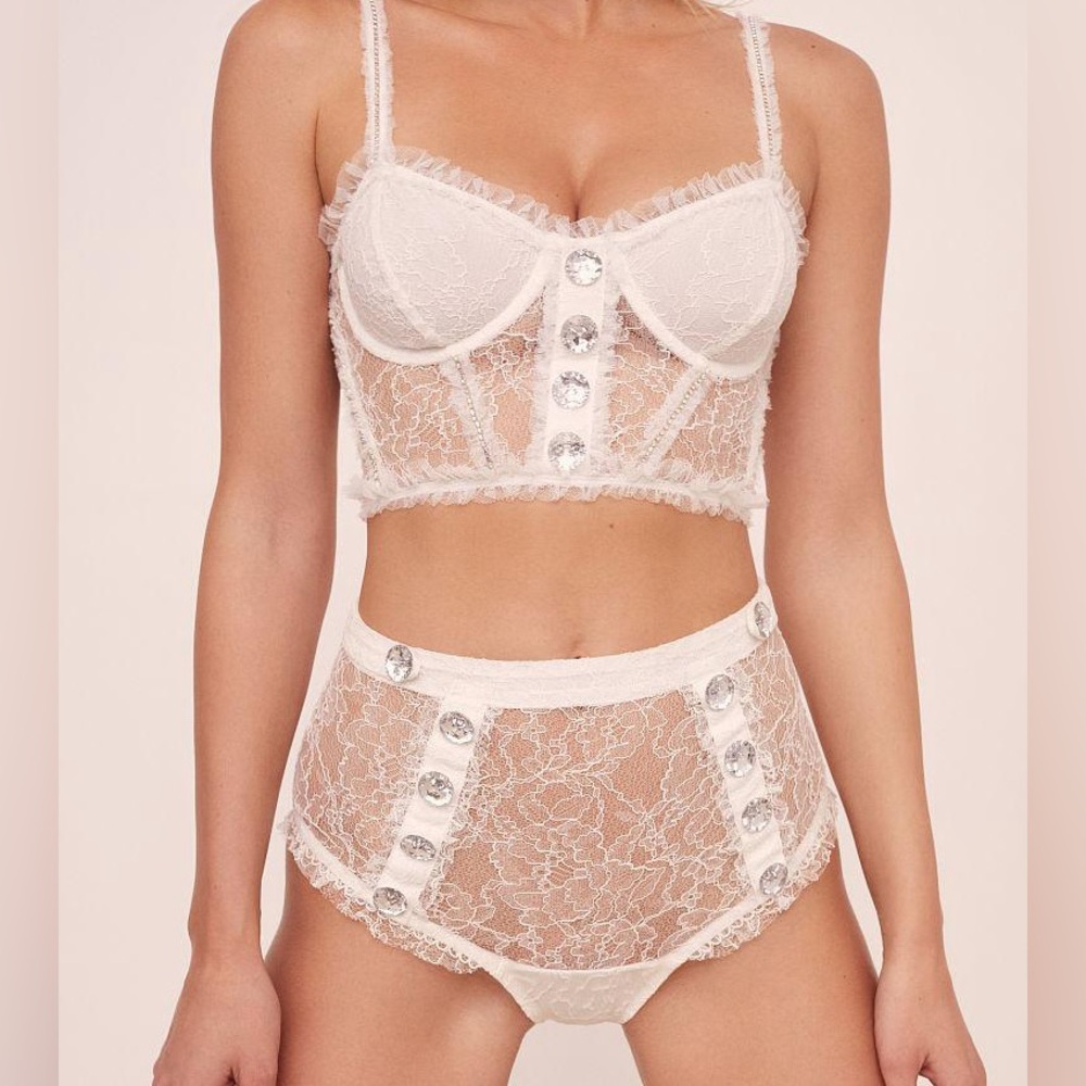 Elegant White Lace Bustier Set NWT